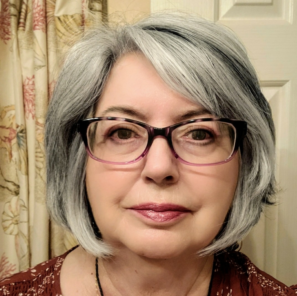 Meet your Posher, Debby